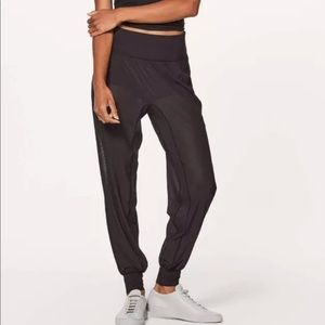 Lululemon Sun Setter Jogger Gray